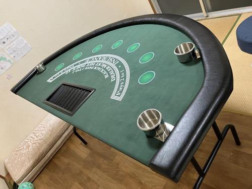ポーカーテーブル二つ折りで遊ぼう！